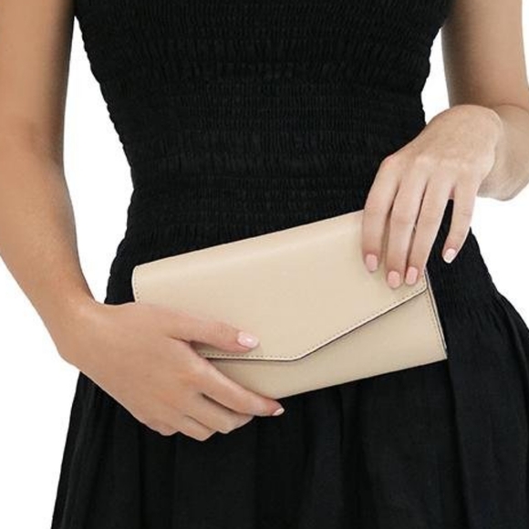 Olga Berg Nude Envelope Clutch - Picture 6 of 6